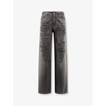 Jeans with destroyed effect