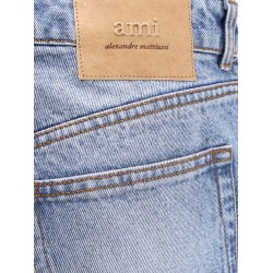 Large fit jeans