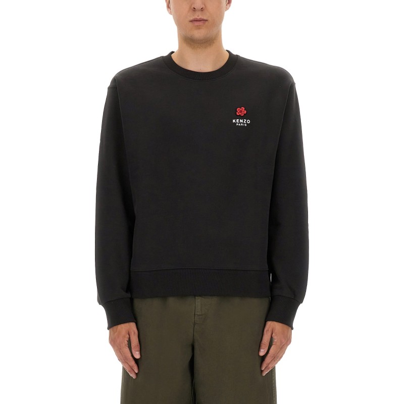 CLASSIC SWEATSHIRT.