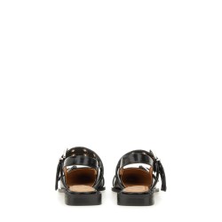 BALLERINA WITH BUCKLE