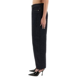 JEANS IN DENIM