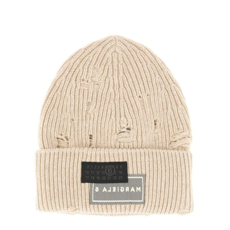 BEANIE HAT WITH LOGO