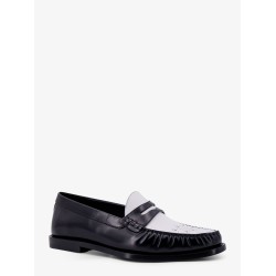 Vivienne leather loafer with perforated triomphe logo