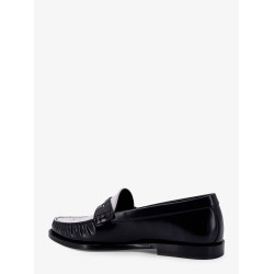 Vivienne leather loafer with perforated triomphe logo