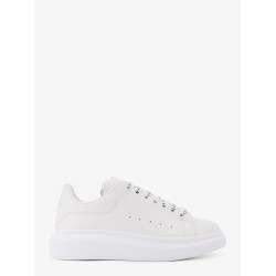 Leather low-top sneakers