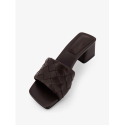 Leather heel sandals with Intrecciato motif