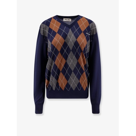 Virgin wool sweater