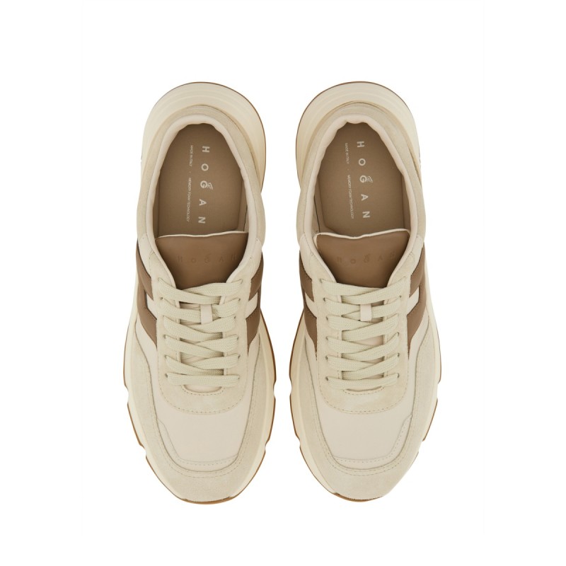 "HYPERLIGHT" SNEAKER