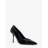 Patent leather decolleté
