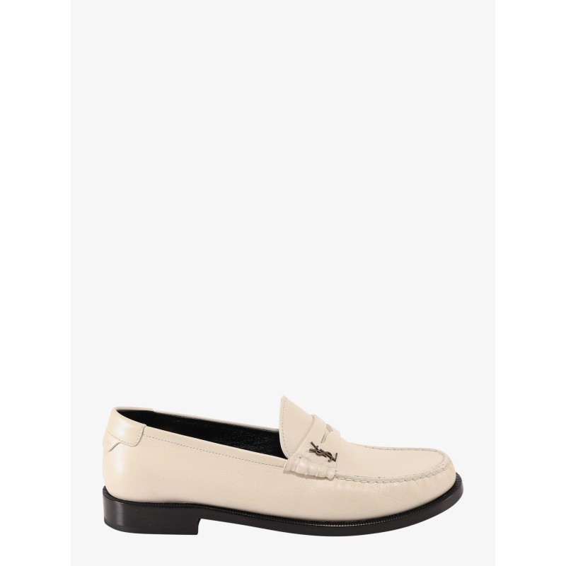 Leather loafer