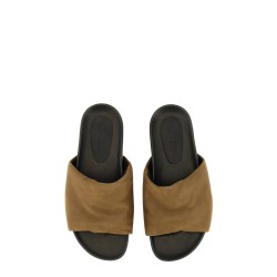 LEATHER SANDAL