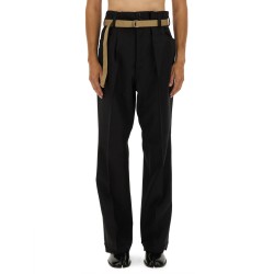 PANTS WITH PLEATS AND BELT