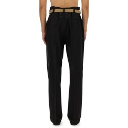 PANTS WITH PLEATS AND BELT