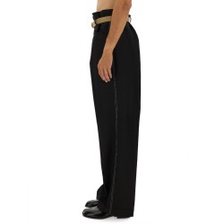 PANTS WITH PLEATS AND BELT