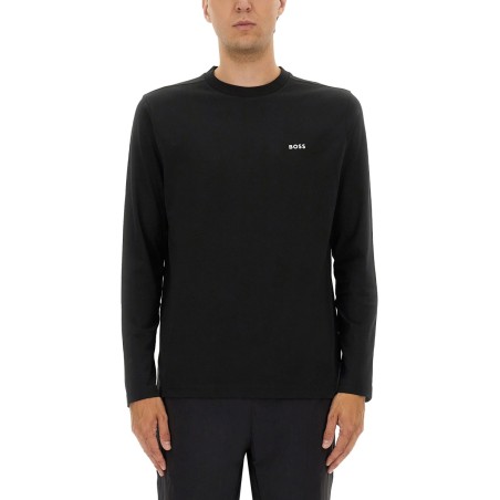 T-SHIRT WITH LOGO