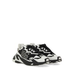 "DAY FASTER" SNEAKER