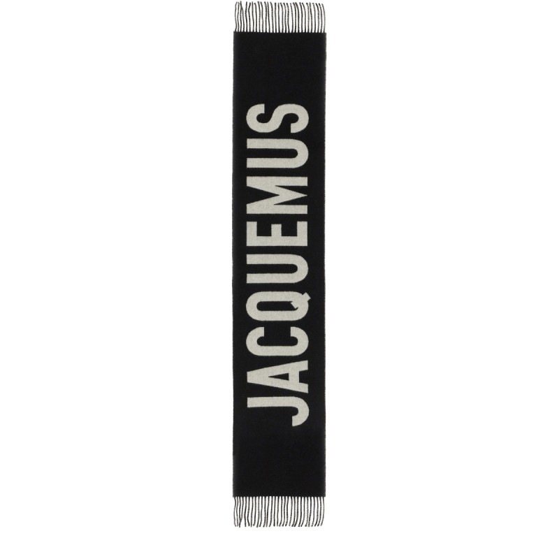THE SCARF WITH LOGO