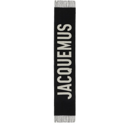 THE SCARF WITH LOGO