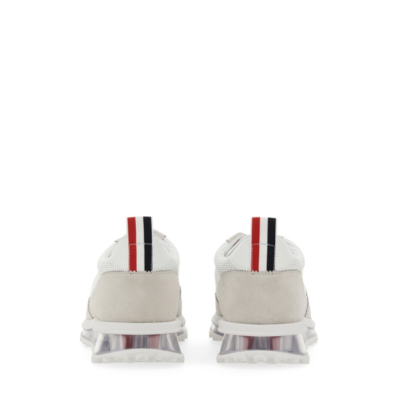 SNEAKER TECH RUNNER