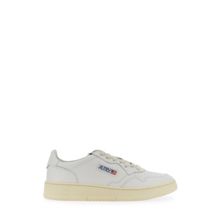 SNEAKER MEDALIST LOW