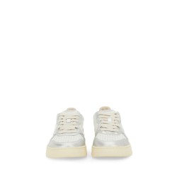 SNEAKER MEDALIST LOW