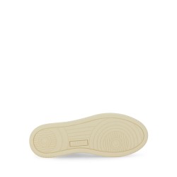SNEAKER MEDALIST LOW