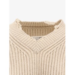 Wool blend sweater with distressed effect