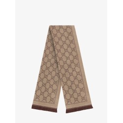 Wool scarf