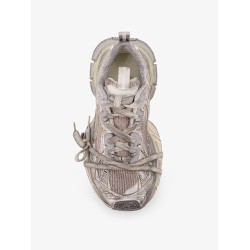 3XL low-top mesh sneakers