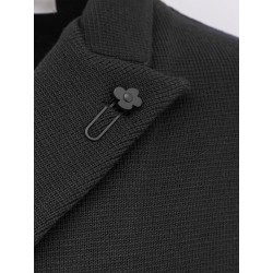 Knitted blazer with iconic brooch