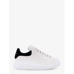 Oversize leather sneakers
