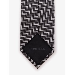 Silk tie