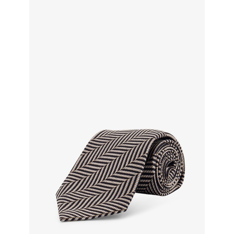 Silk tie