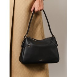GG Emblem leather shoulder bag