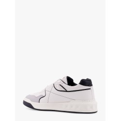 One-stud low-top valentino garavani leather sneakers