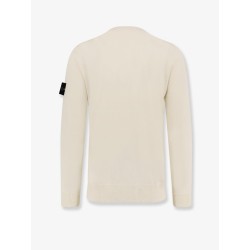 Certified virgin wool sweater
