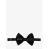 Silk bow