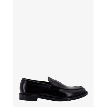 Leather loafer