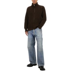 JEANS IN DENIM
