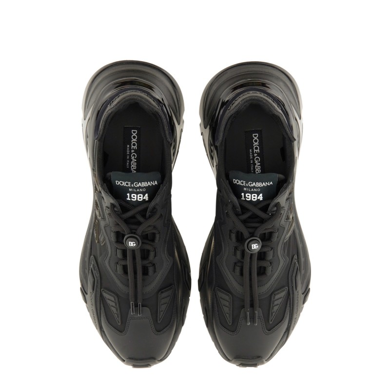 "DAY FASTER" SNEAKER