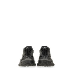 "DAY FASTER" SNEAKER