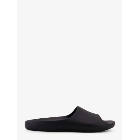 Ama rubber slide