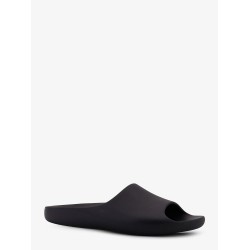 Ama rubber slide