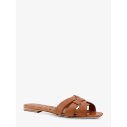 Tribute 05 Flat leather sandals