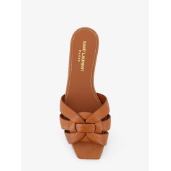 Tribute 05 Flat leather sandals