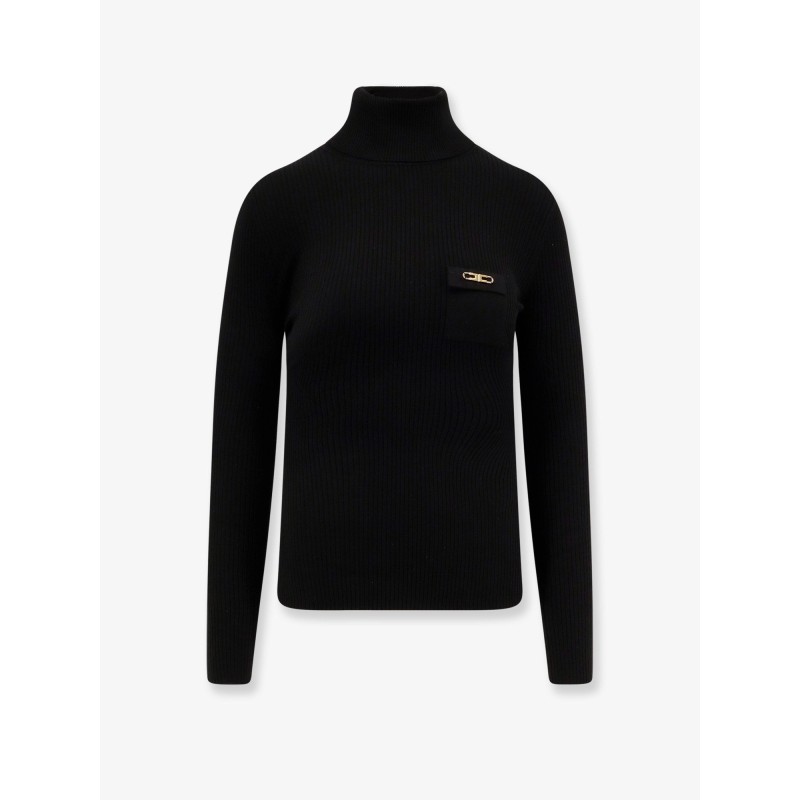 Ribbed turtleneck