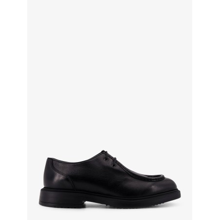 Leather lace-up shoe