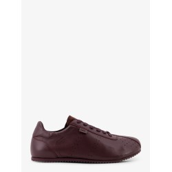 Leather low-top sneakers