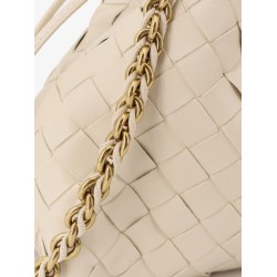 Dustbag leather pouch with Intrecciato motif