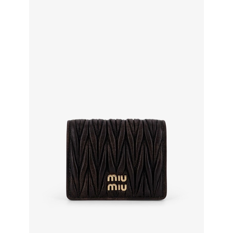 Matelassé leather wallet